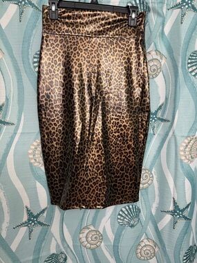 Leopard Print Pencil Skirt in Brown
